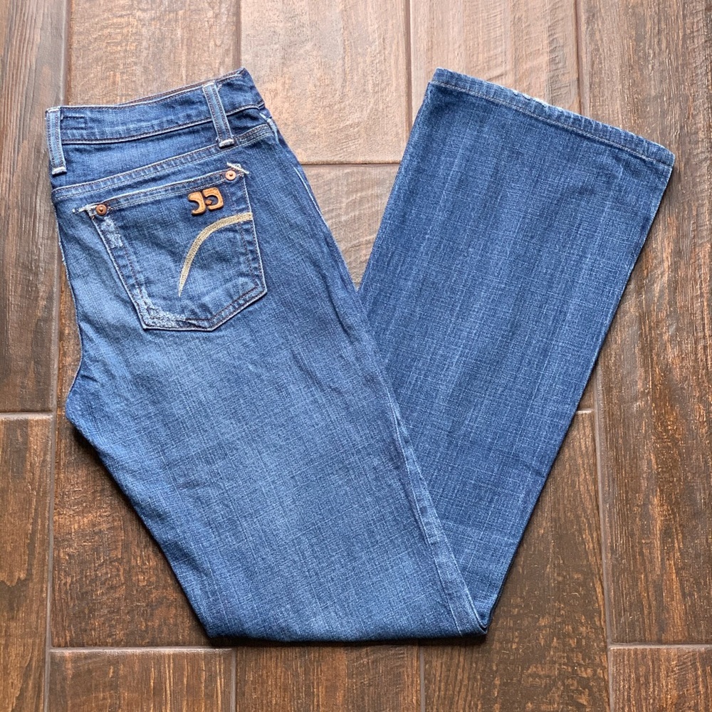 Joe’s Jeans Jones Wash 29.5” Inseam 7.5” Rise